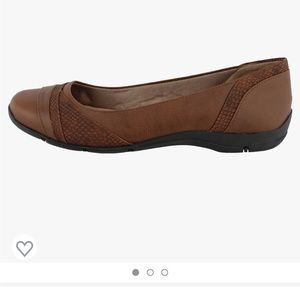 Women shoes lifestride brand new